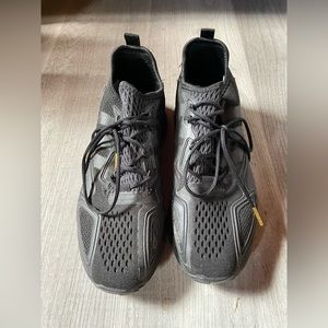 ADIDAS men’s 8.5 sneakers. Black with gold detailing